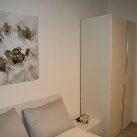 Apartment Stylish In Center *